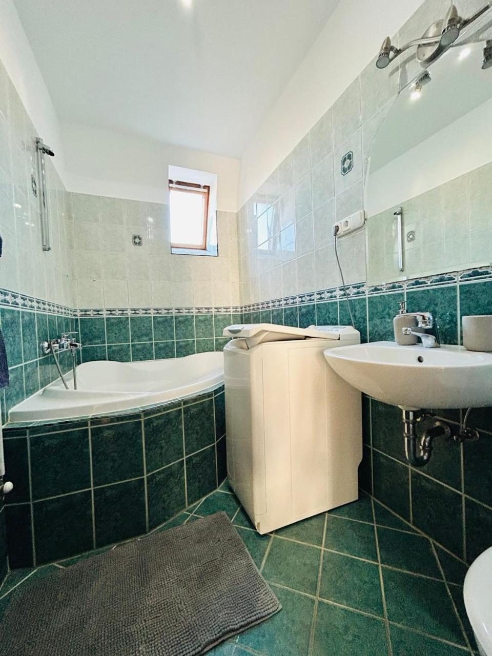 Eden Apartman Hajdúszoboszló Kültér fotó